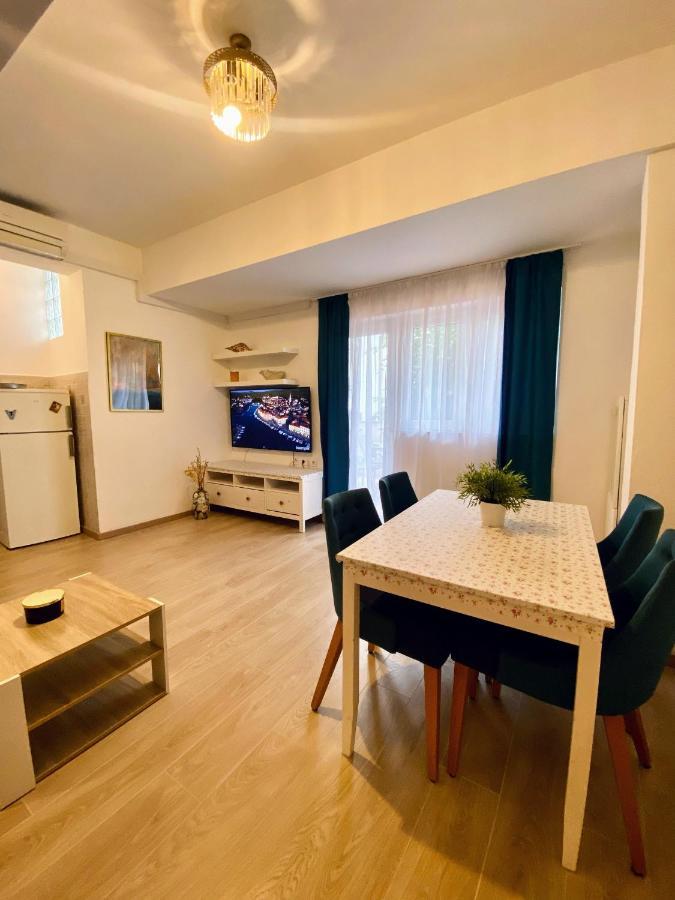 Apartment Andrea Baška Voda エクステリア 写真